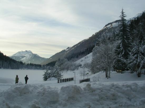 Noël 2007 - Lac de MONTRIOND HAUTE-SAVOIE